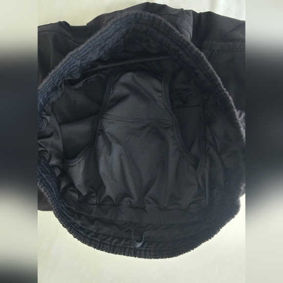 lululemon athletica Women’s Black Athletic Shorts - Picture 6 of 7